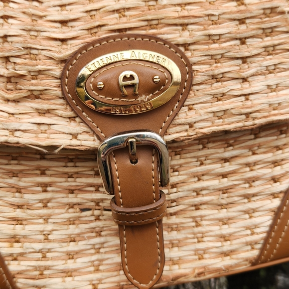 Vintage Etienne Aigner Natural Woven Shoulder Bag with Tan Leather Trim - Picture 2 of 7
